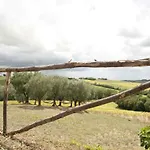 Tenuta Tredici Ulivi - & Glamping アパート セニガッリア